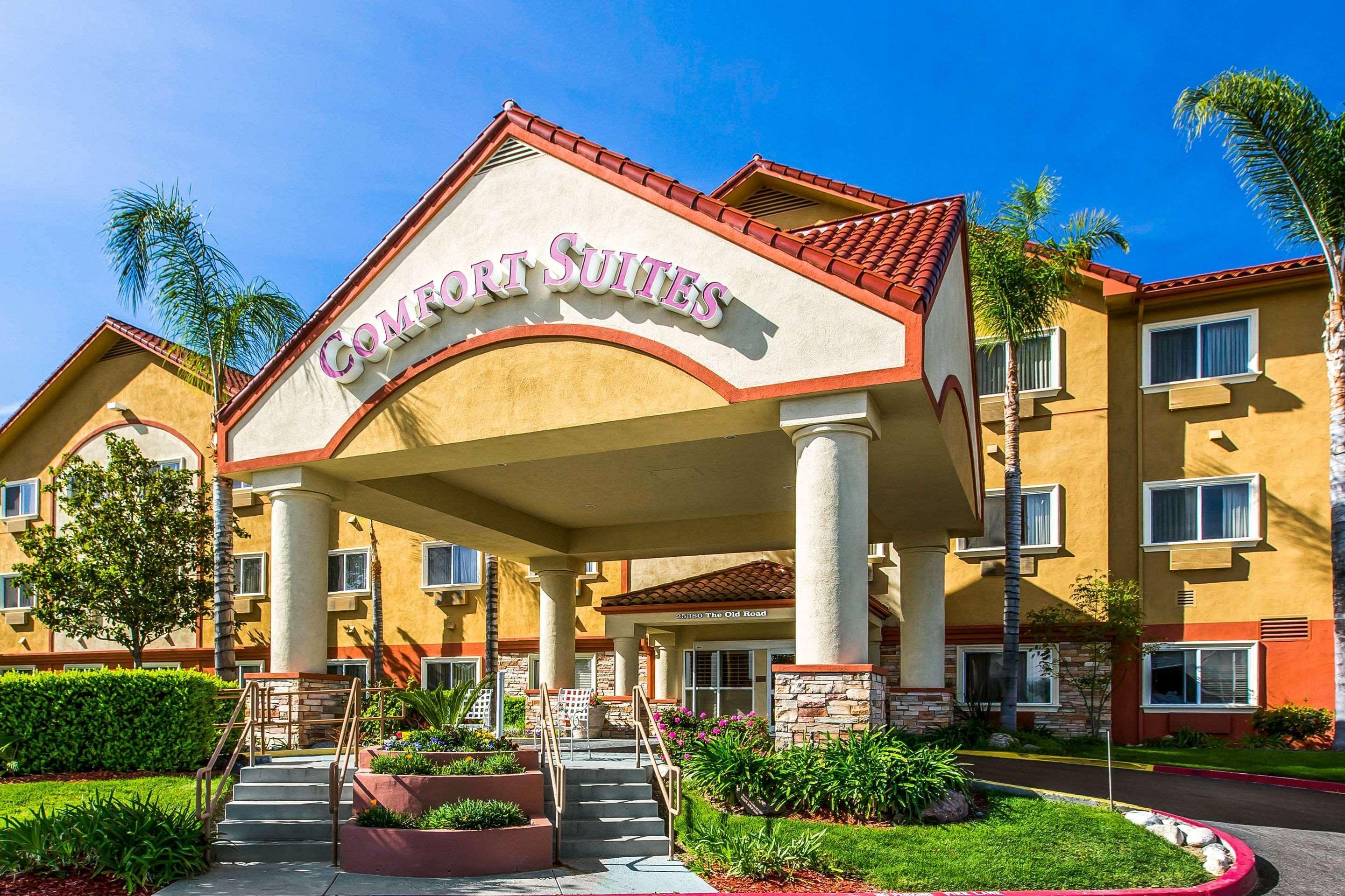 คอมฟอร์ต สวีท เนียร์ ซิกซ์แฟลก เมจิค เมาน์เท็น Hotel Stevenson Ranch ภายนอก รูปภาพ