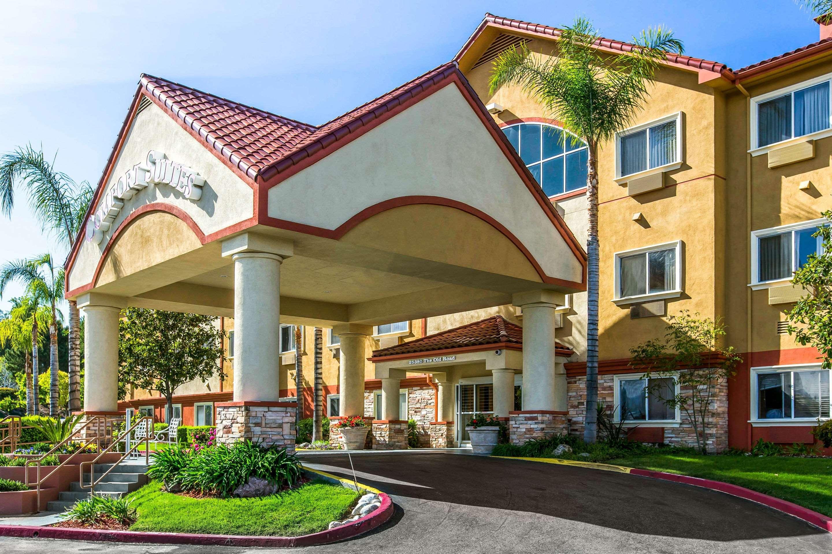 คอมฟอร์ต สวีท เนียร์ ซิกซ์แฟลก เมจิค เมาน์เท็น Hotel Stevenson Ranch ภายนอก รูปภาพ