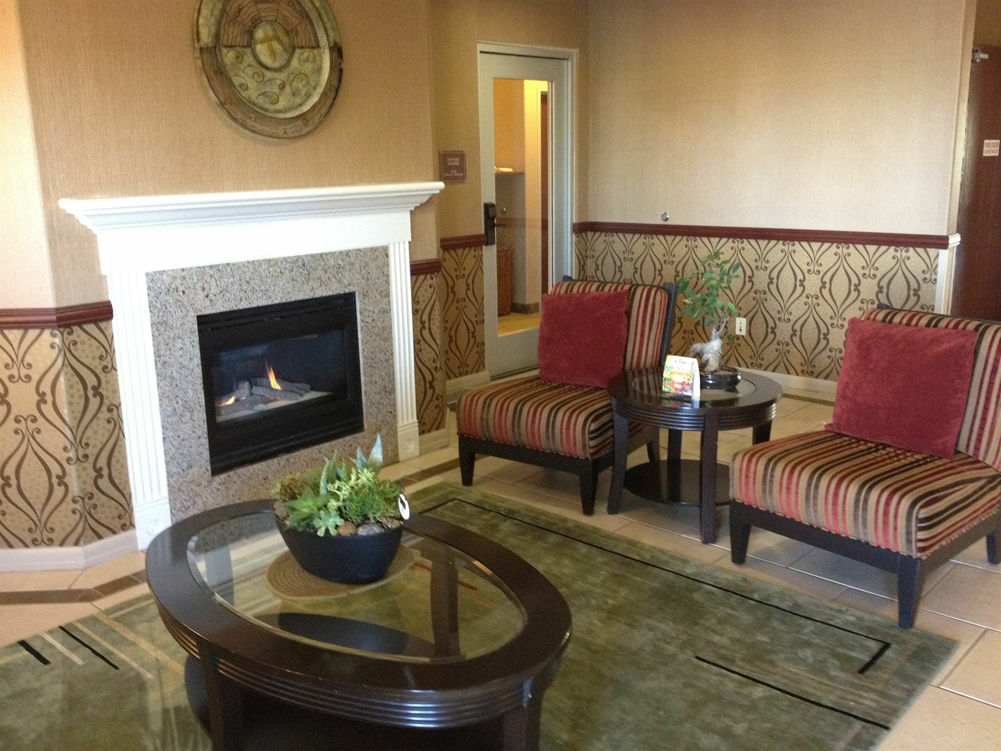 คอมฟอร์ต สวีท เนียร์ ซิกซ์แฟลก เมจิค เมาน์เท็น Hotel Stevenson Ranch ภายนอก รูปภาพ