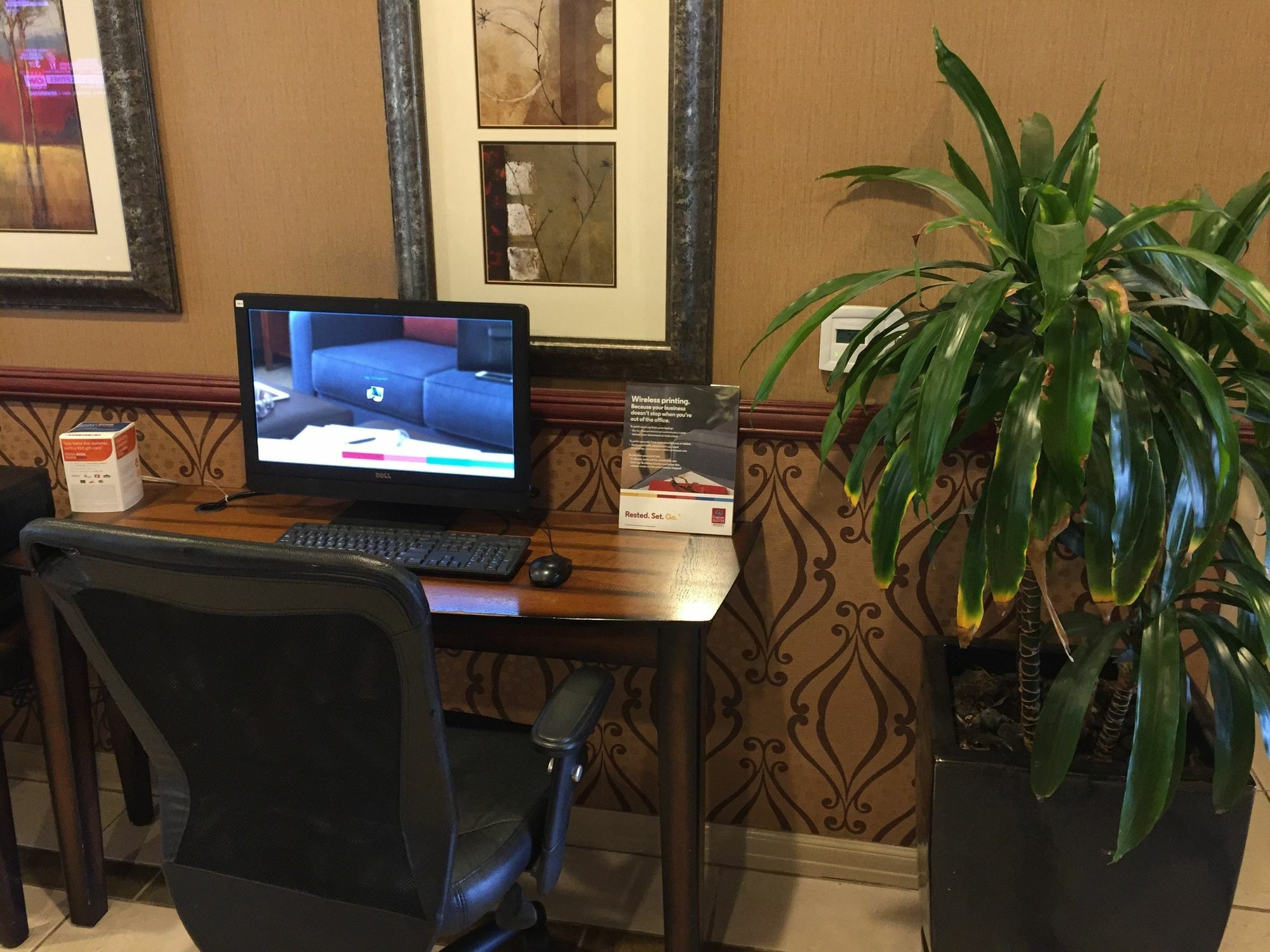 คอมฟอร์ต สวีท เนียร์ ซิกซ์แฟลก เมจิค เมาน์เท็น Hotel Stevenson Ranch ภายนอก รูปภาพ