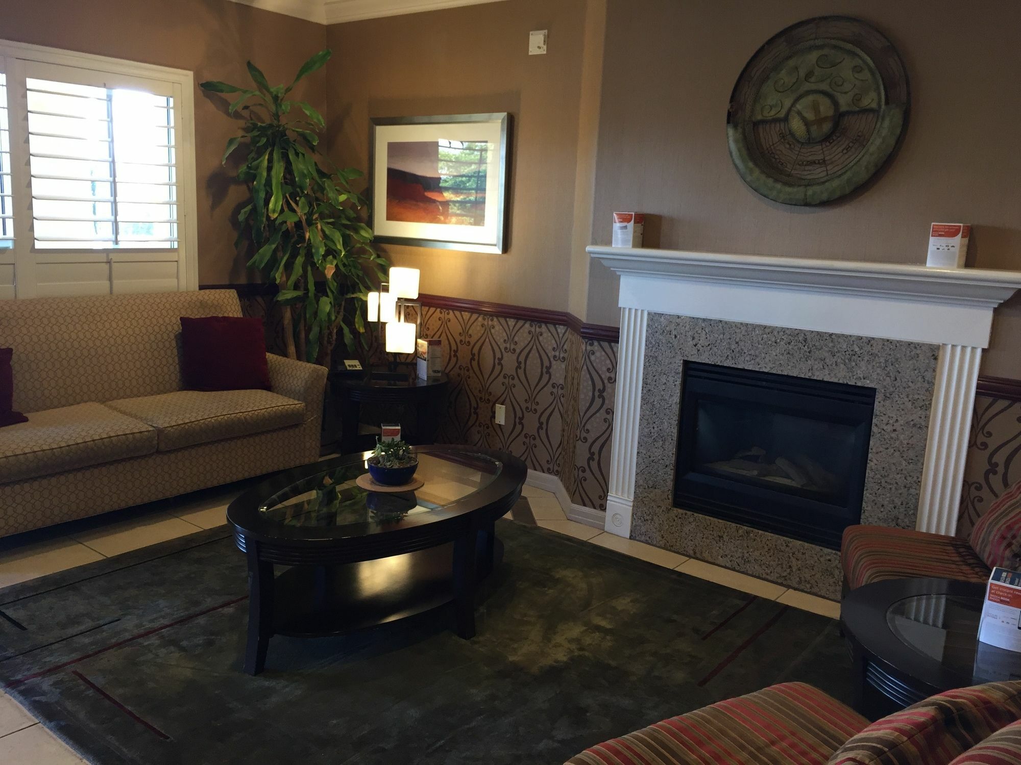คอมฟอร์ต สวีท เนียร์ ซิกซ์แฟลก เมจิค เมาน์เท็น Hotel Stevenson Ranch ภายนอก รูปภาพ